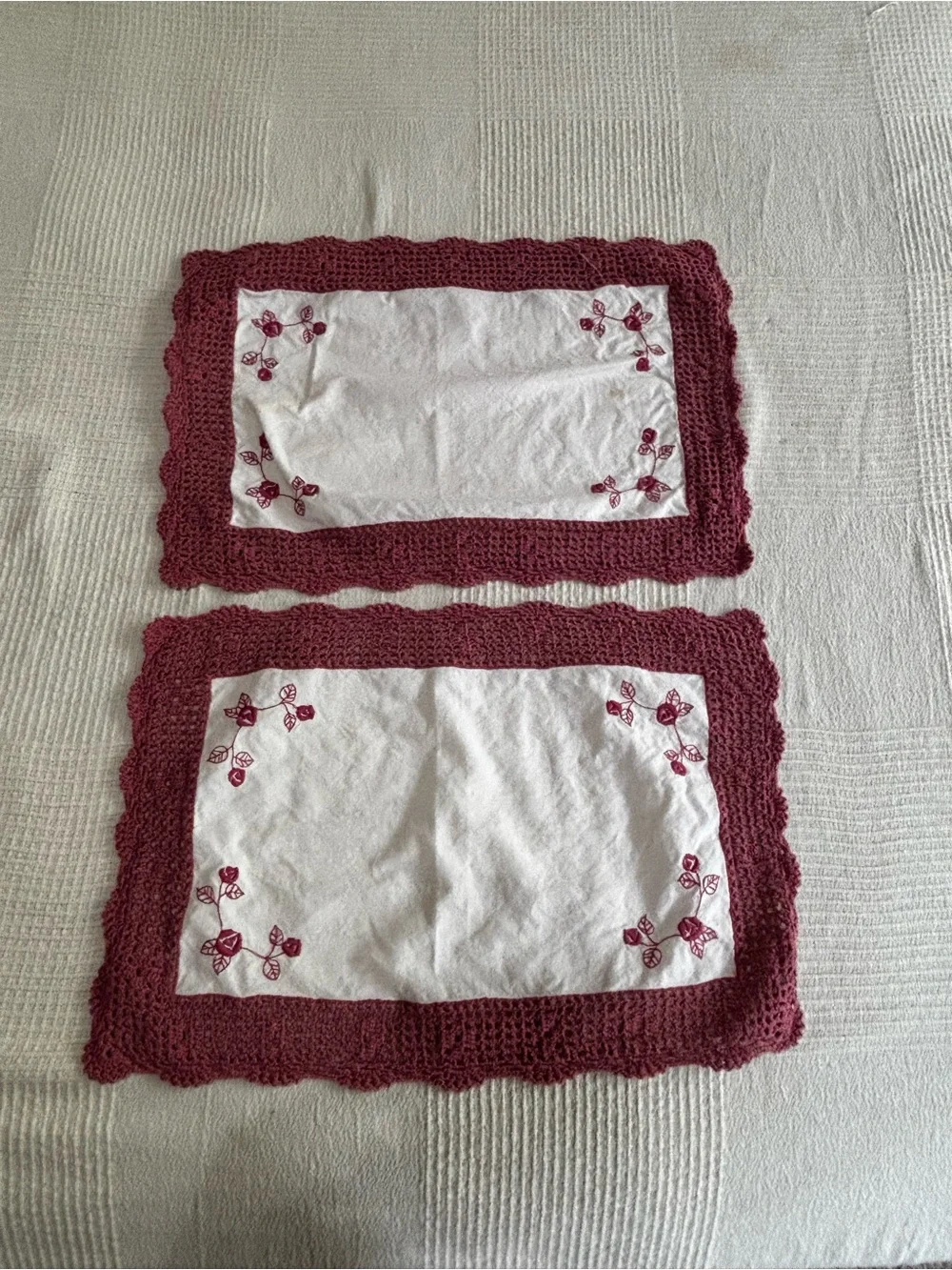 Vintage Handmade Crochet-Edge Placemat Set with Burgundy Embroidery